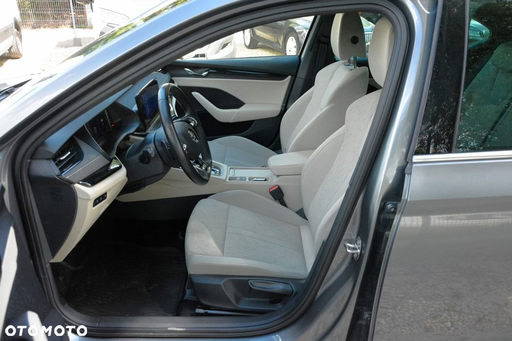 Skoda Octavia 1.5 TSI e-Tec Style DSG - 9