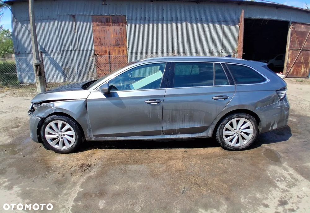 Skoda Octavia 2.0 TDI Ambition DSG - 5