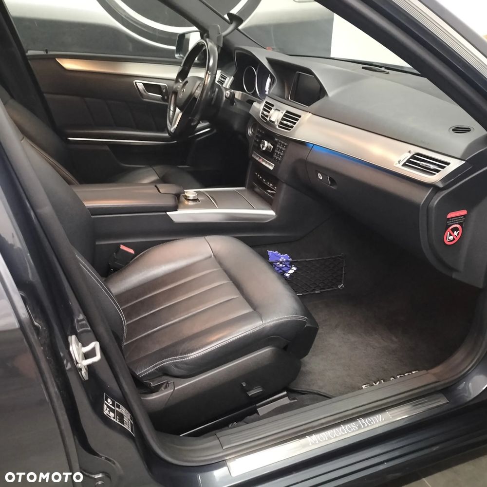 Mercedes-Benz Klasa E 220 CDI 7G-TRONIC - 2