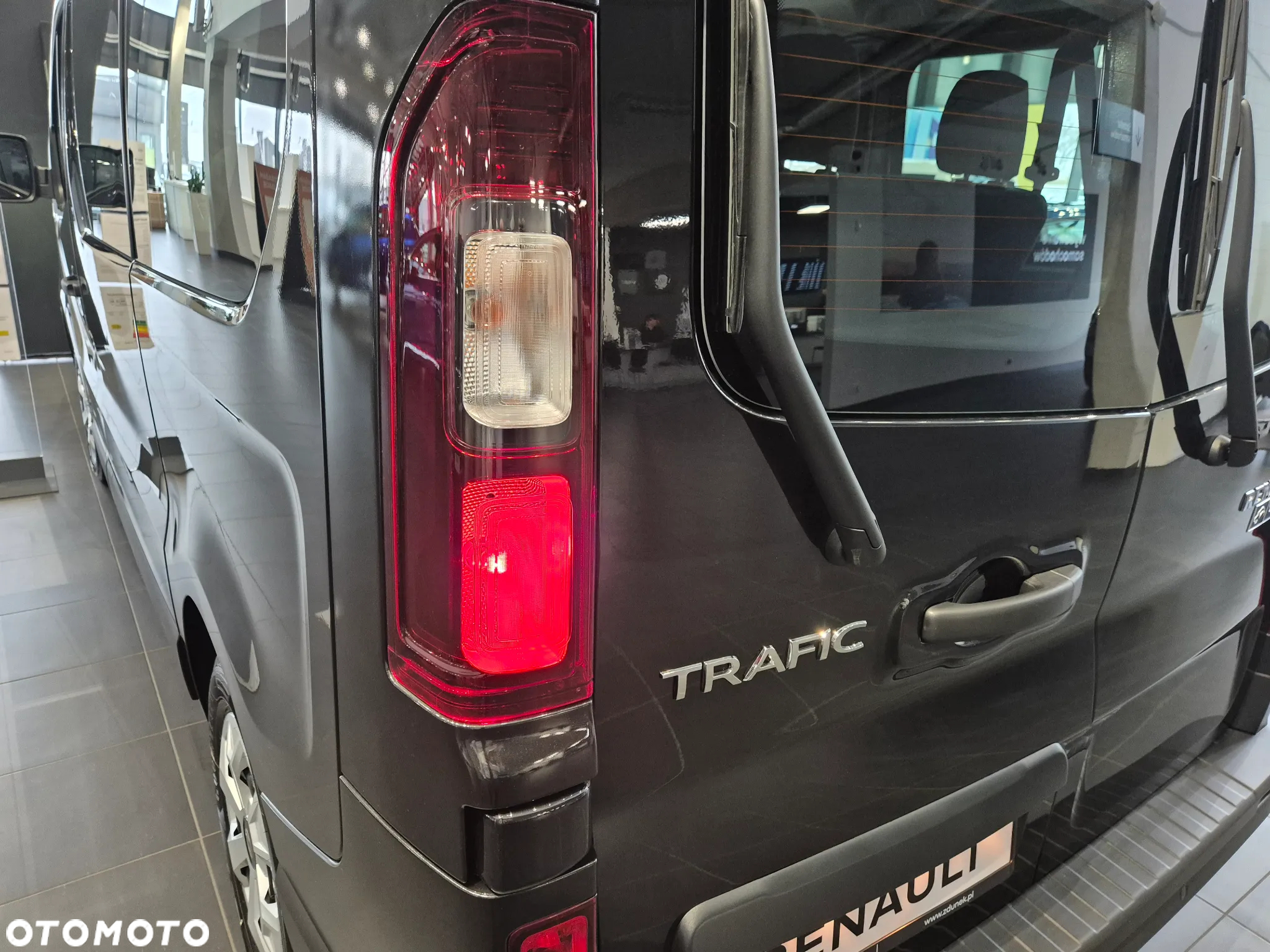 Renault Trafic - 10
