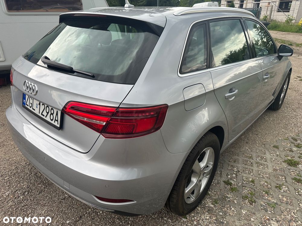 Audi A3 Sportback 1.0 TFSI - 11