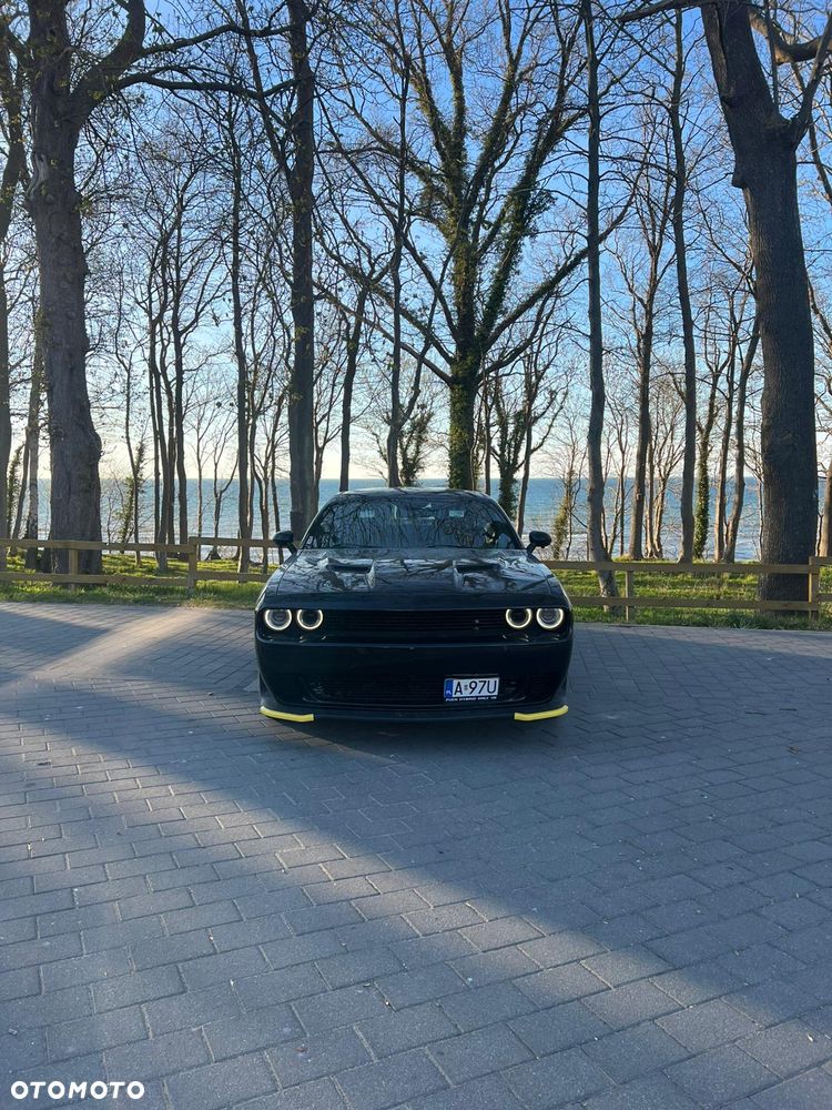Dodge Challenger Automatik SXT Plus - 1