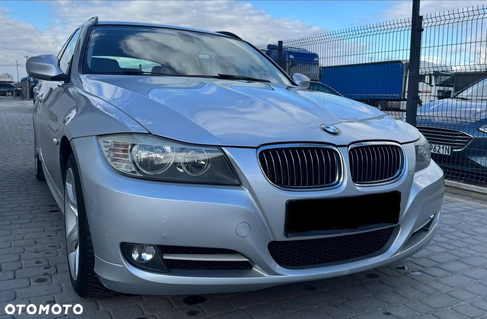 BMW Seria 3 318d DPF Edition Lifestyle - 1