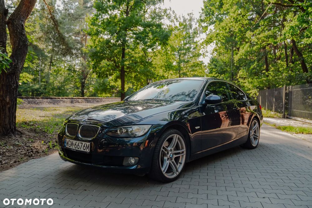 BMW Seria 3 325i - 1