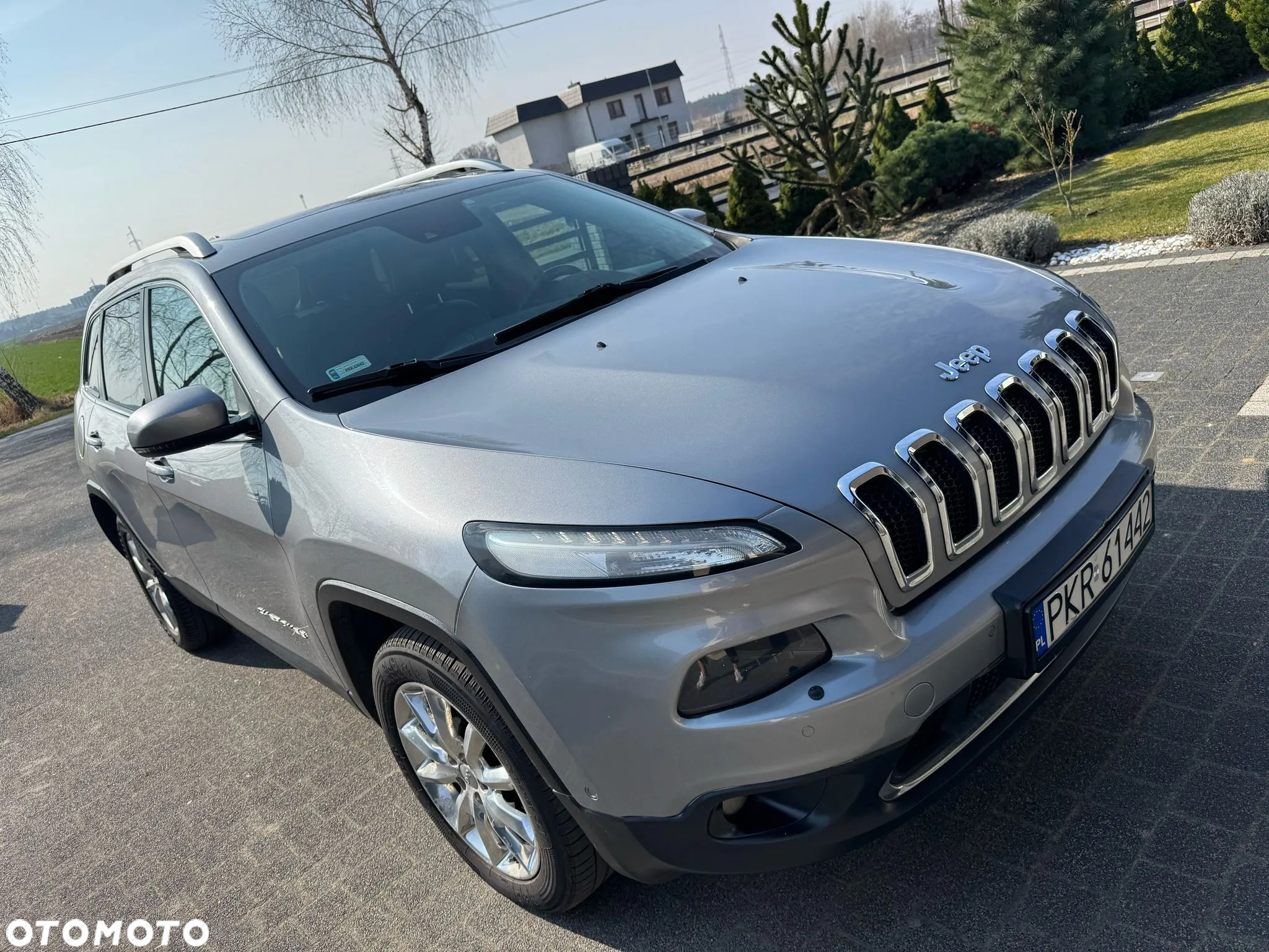 Jeep Cherokee - 7