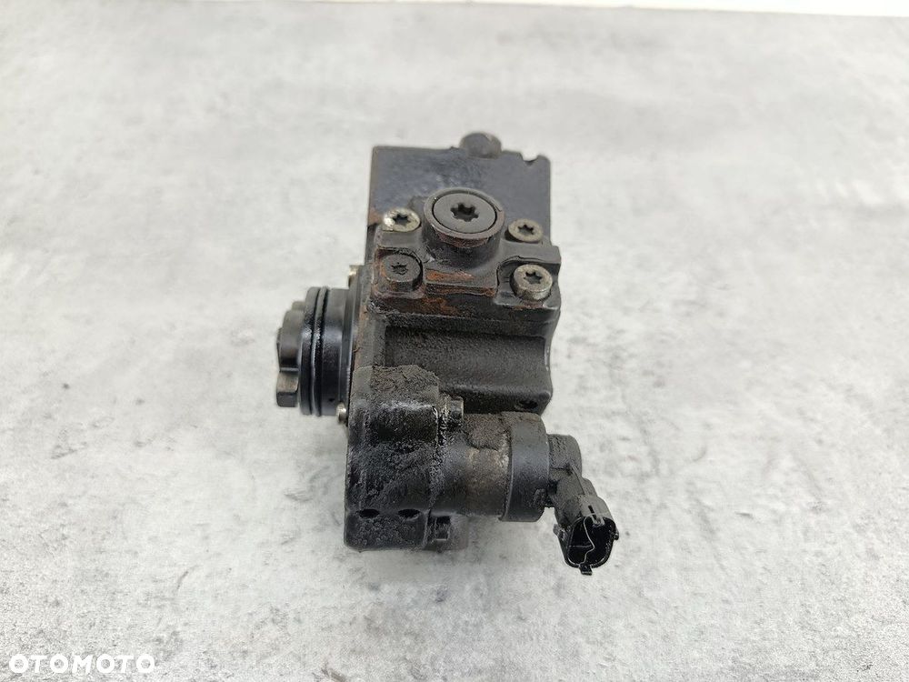 POMPA WTRYSKOWA FIAT GRANDE PUNTO 0445010122  0055201803 BOSCH 1.3 JTD - 3
