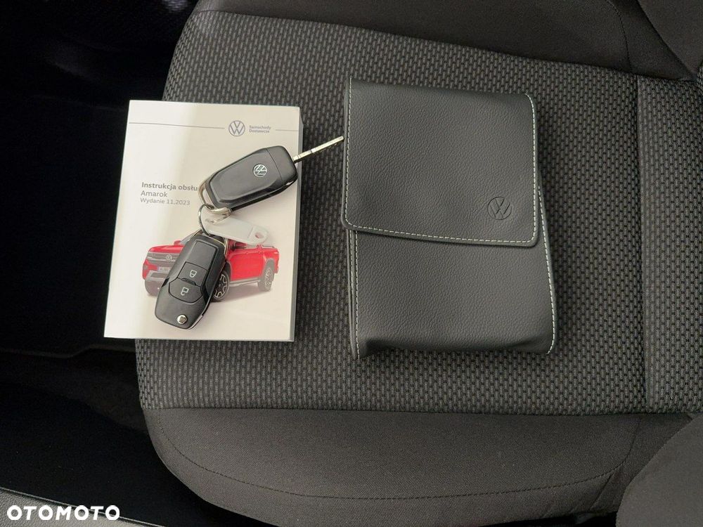 Volkswagen Amarok - 35