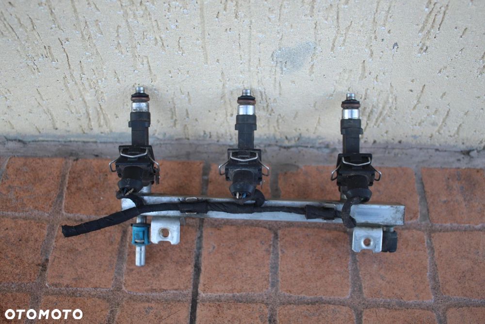 LISTWA WTRYSKOWA WTRYSKI OPEL CORSA D 1.0 0280151207