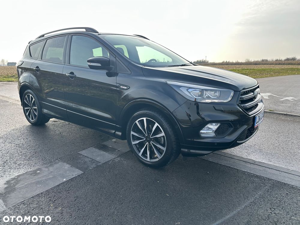 Ford Kuga 1.5 EcoBoost 2x4 ST-Line - 2