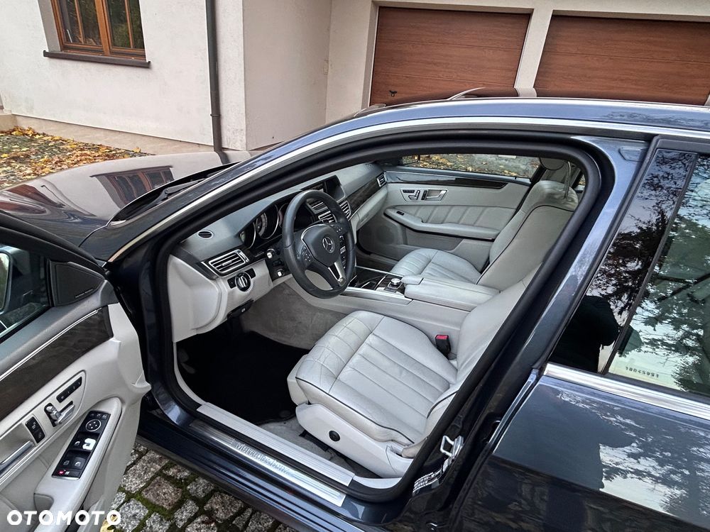 Mercedes-Benz Klasa E - 12