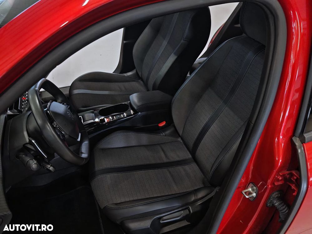 Peugeot 2008 PureTech 130 EAT8 Allure - 7