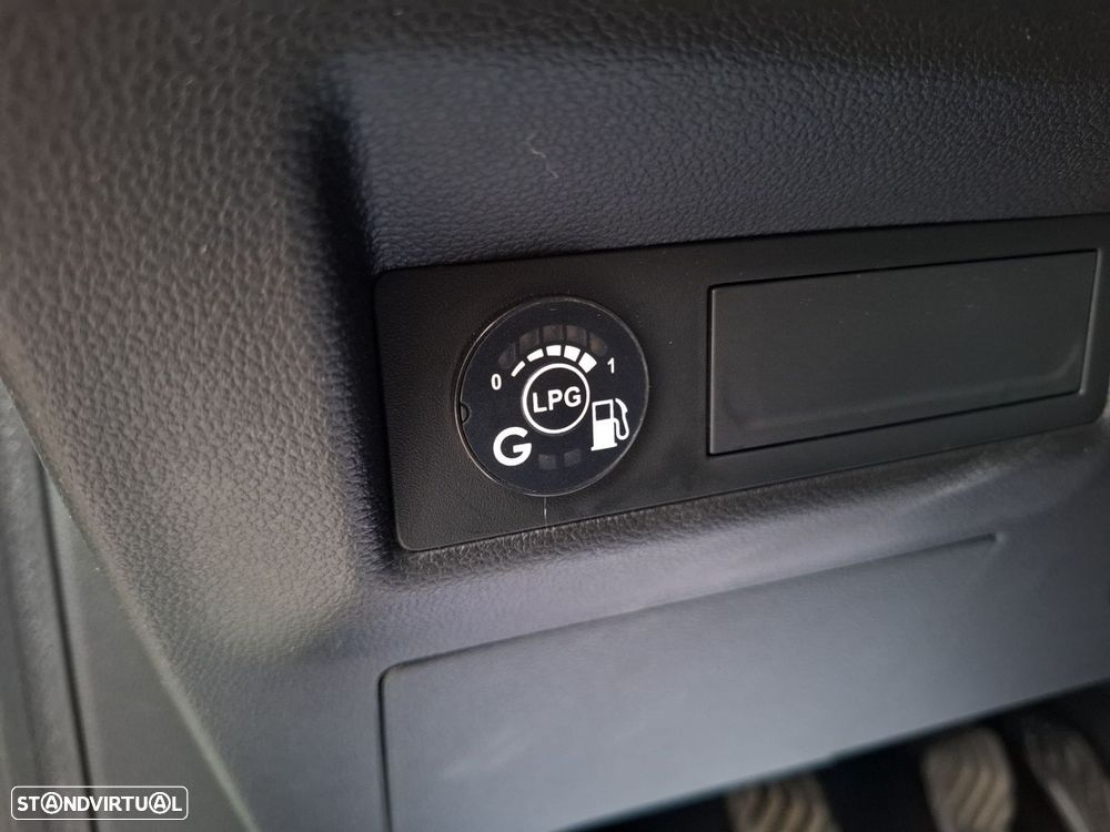 Renault Captur 1.0 TCe Techno Bi-Fuel - 22