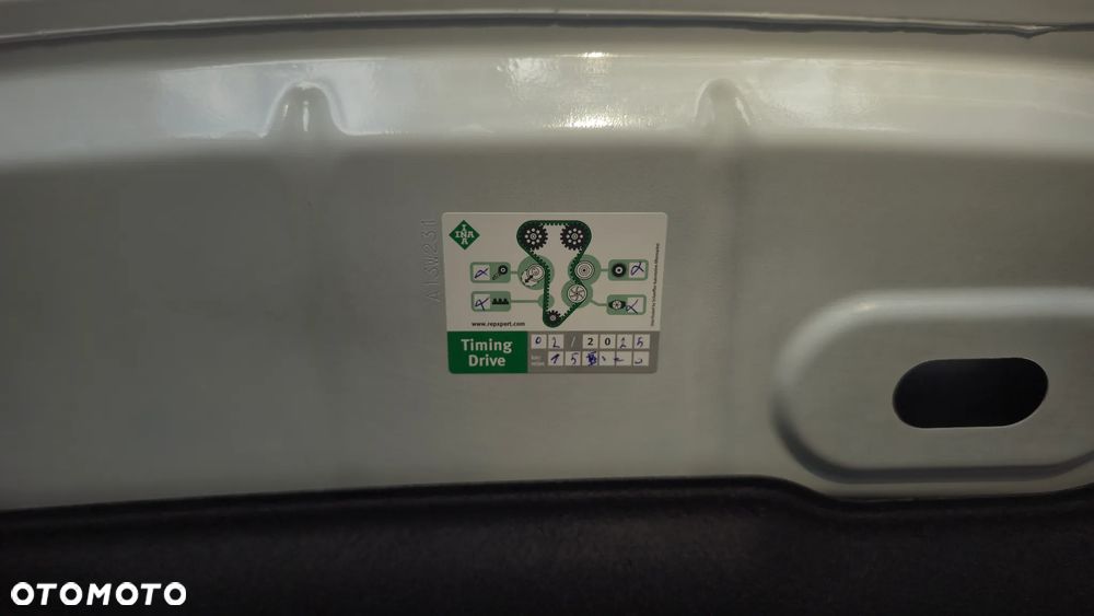 Volvo V40 D2 Kinetic - 20