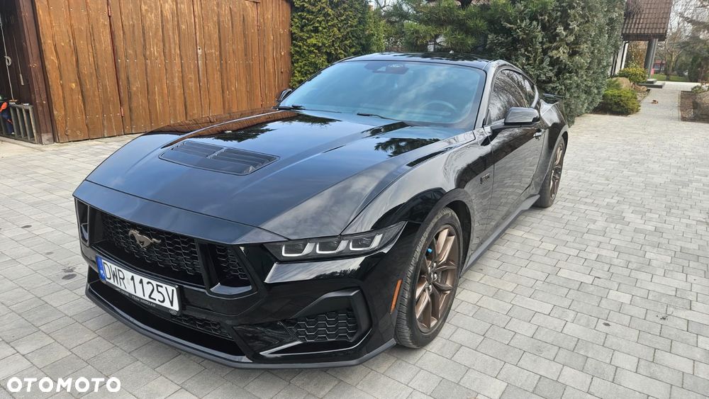 Ford Mustang - 3