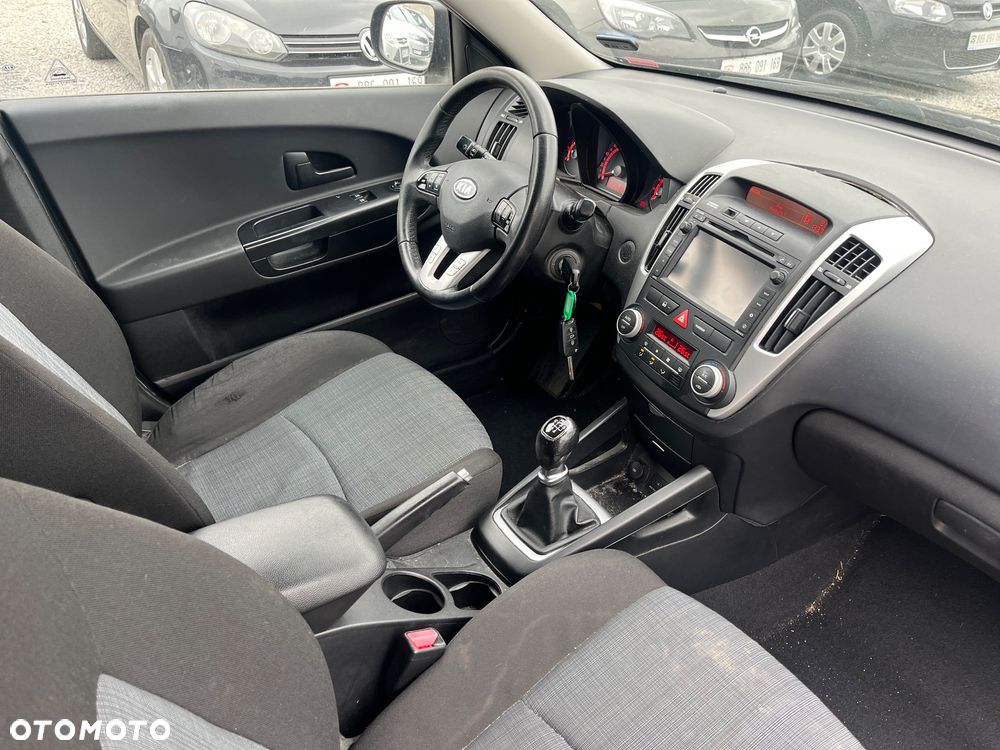 Kia Ceed 1.4 CVVT Attract - 9