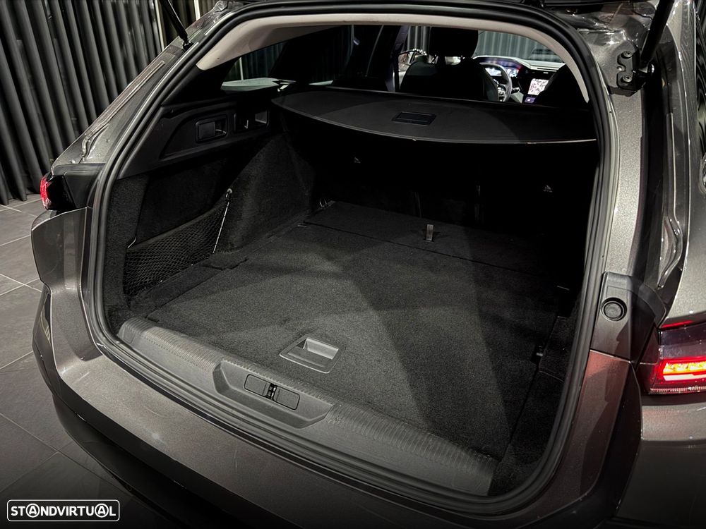 Peugeot 308 SW 1.2 PureTech Allure EAT8 - 41