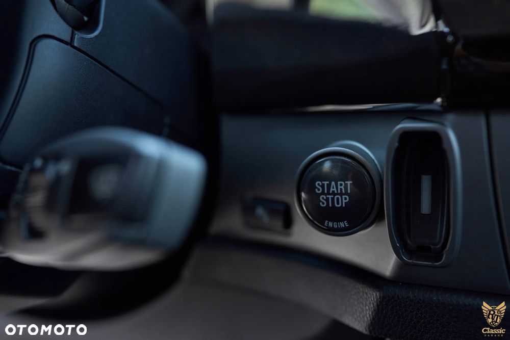 BMW Seria 7 750i L - 31