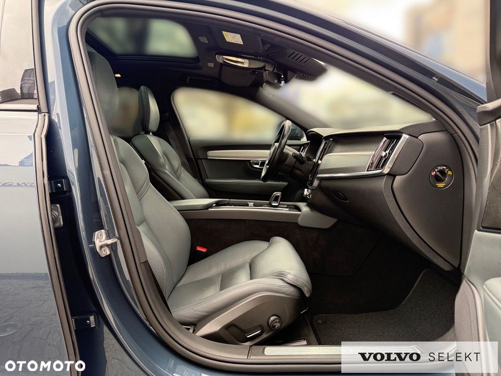 Volvo V90 Cross Country - 25