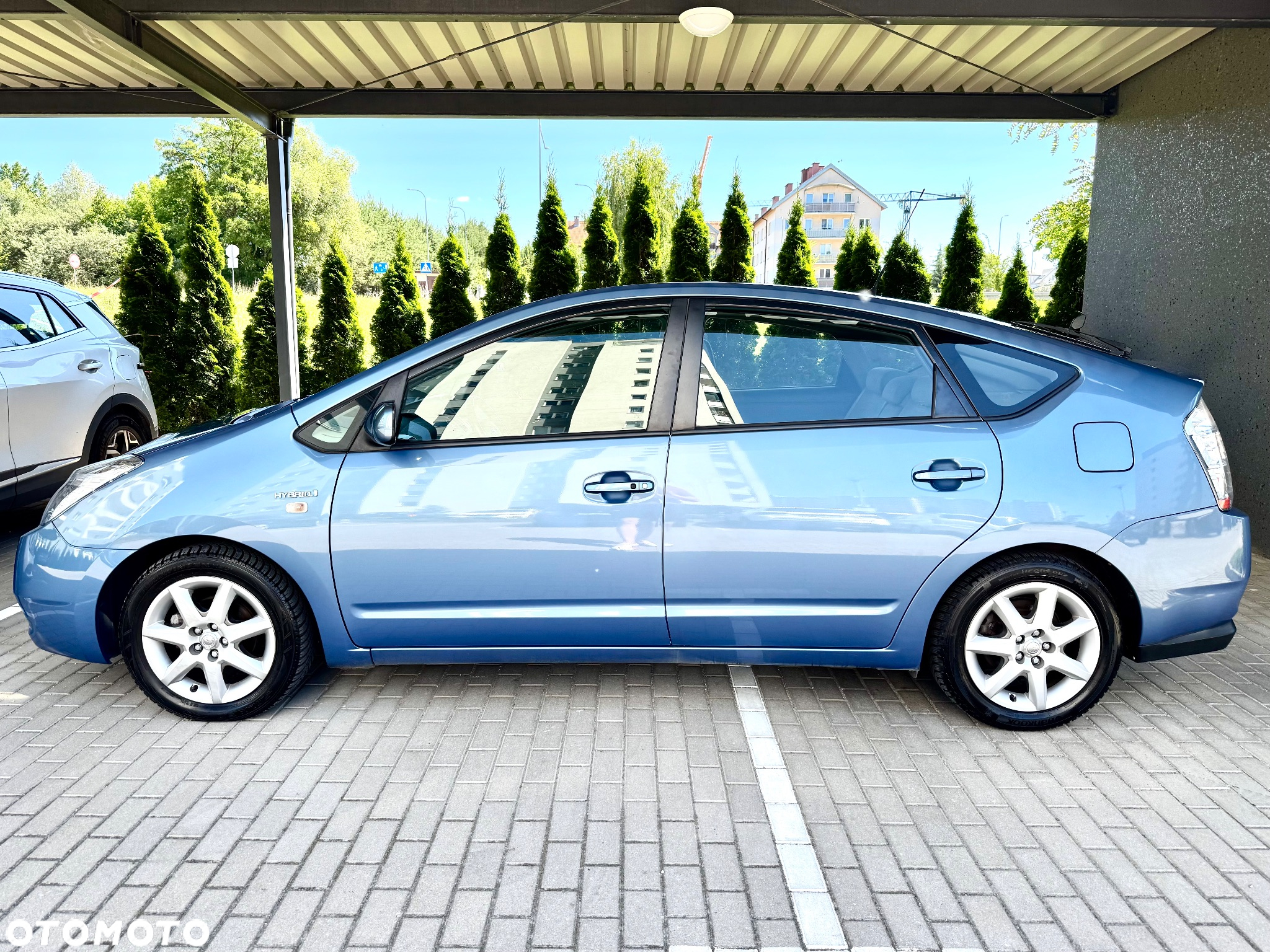 Toyota Prius - 5