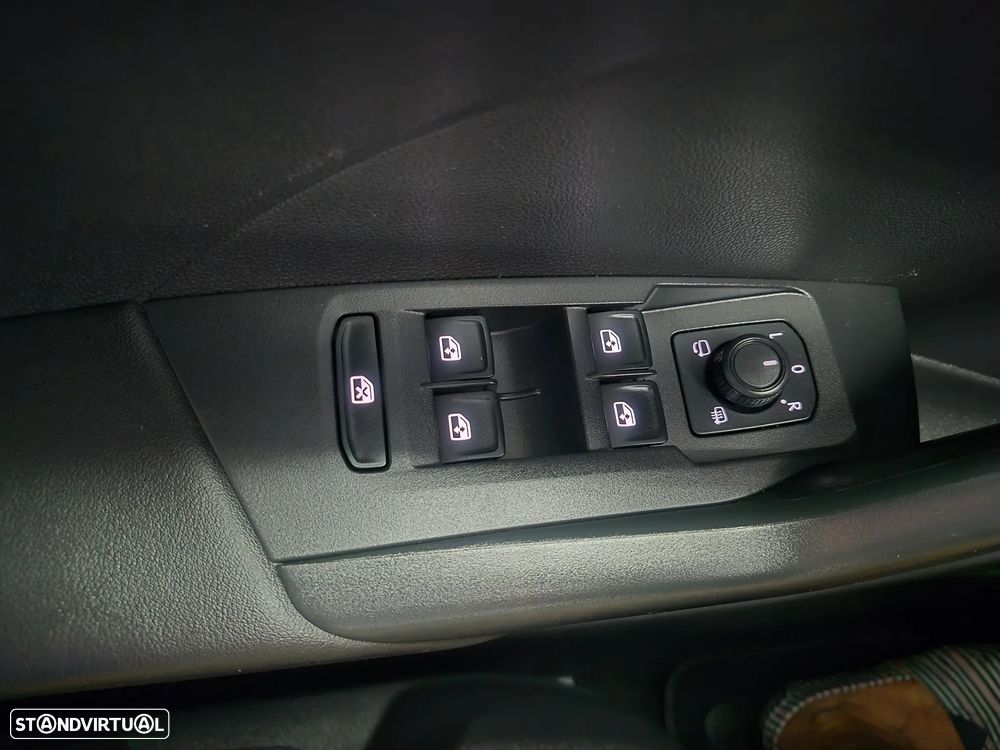 VW T-Cross 1.0 TSI Life - 18