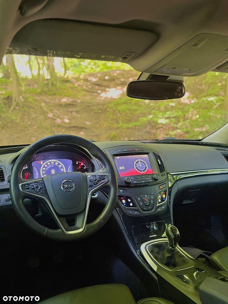 Opel Insignia - 8