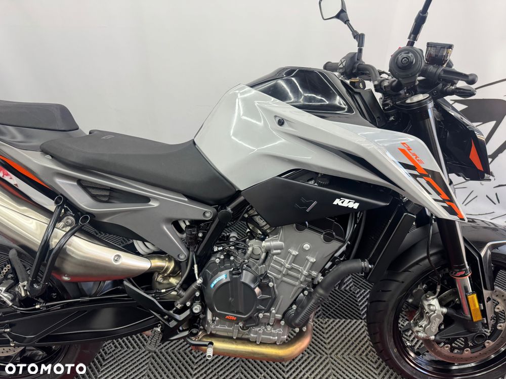 KTM Duke - 33