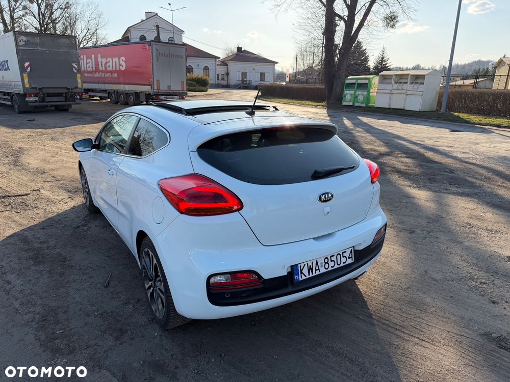 Kia ProCeed - 24