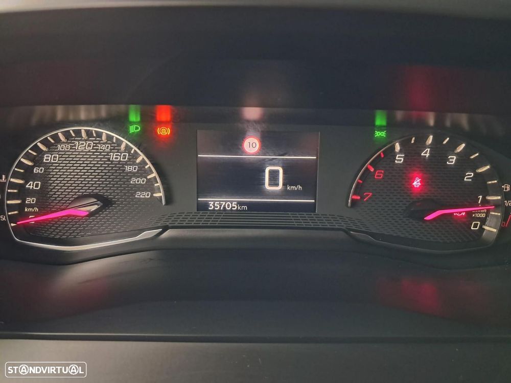 Peugeot 208 1.2 PureTech Active - 18