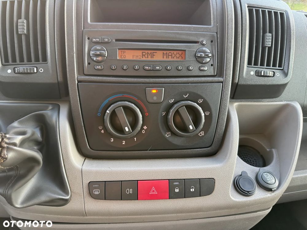 Peugeot Boxer HDi 333 L2H2 Standard - 15