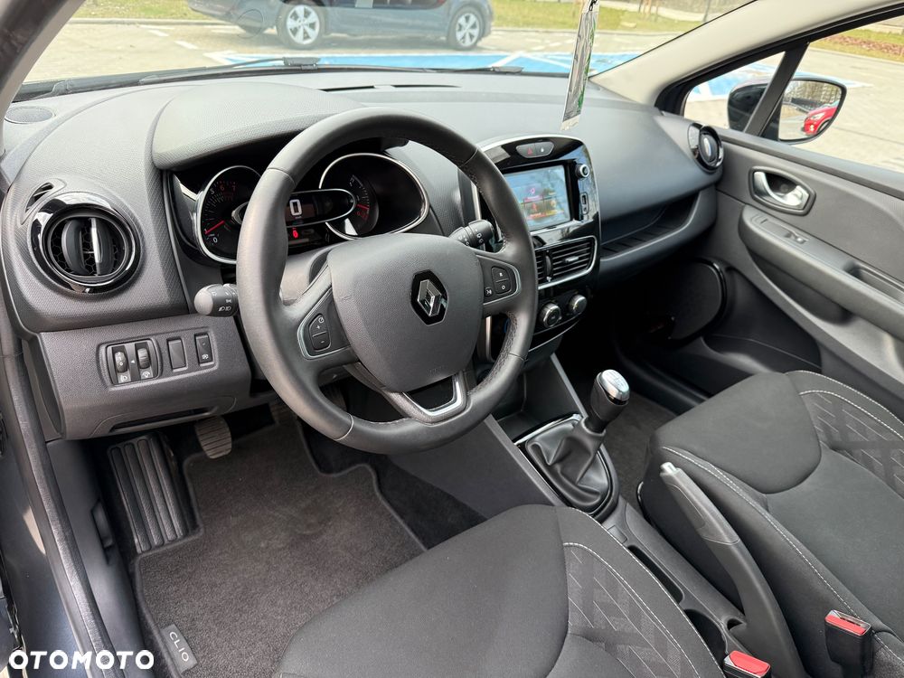 Renault Clio 0.9 TCe Limited - 28