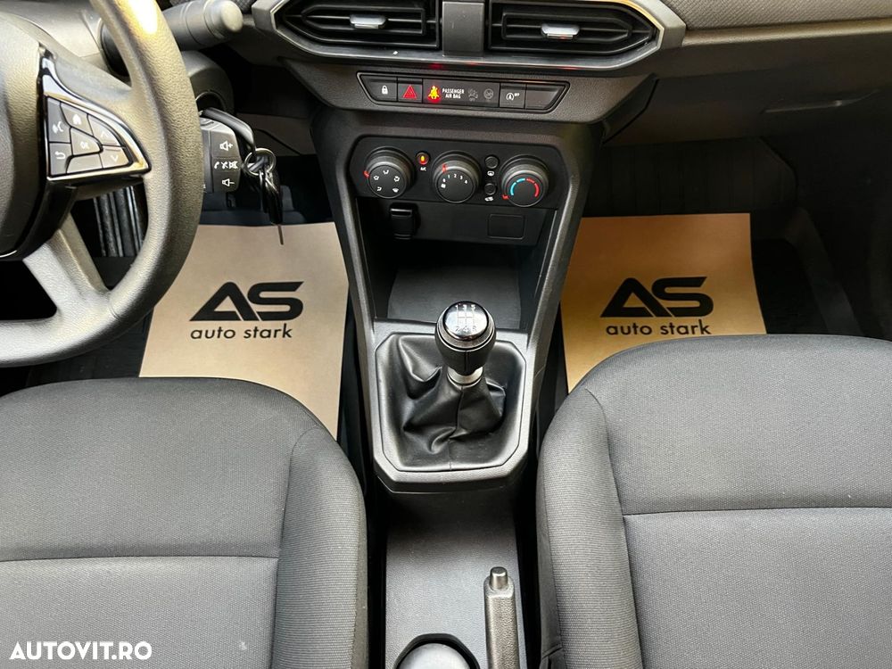 Dacia Logan SCe 65 Access - 28