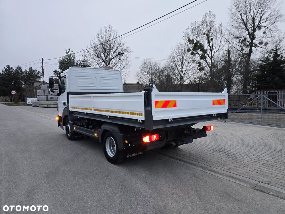 Mercedes-Benz Atego/Wywrotka/Manual/Blokada mostu - 11