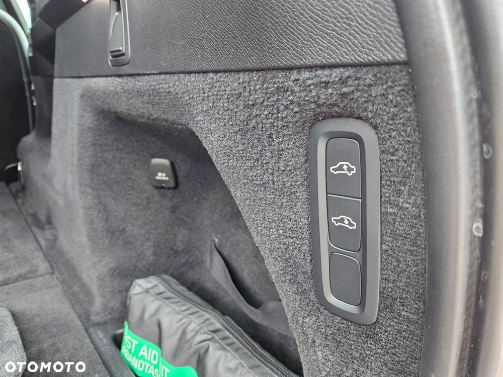 Volvo XC 90 B5 D AWD Inscription - 38