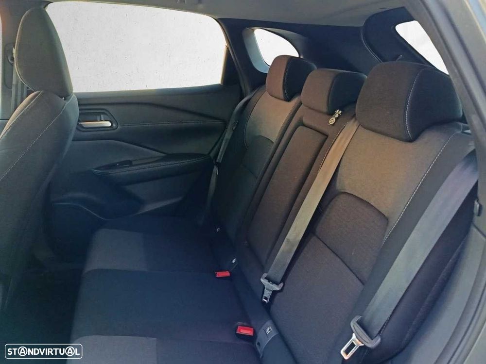 Nissan Qashqai 1.3 DIG-T N-Connecta Xtronic — fotografia 10