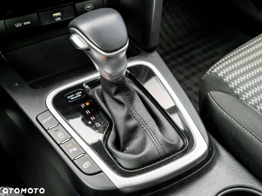 Kia Ceed 1.5 T-GDI M DCT - 23