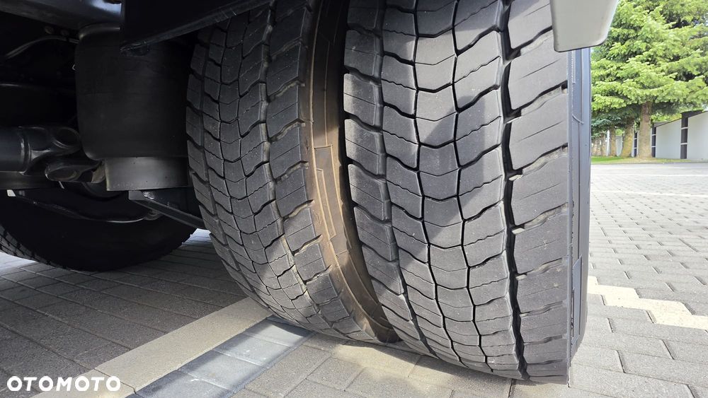 Volvo ///FH///460///2023///GLOBETROTTER/// XXL///HDS///HIAB///WECON///CHWYTAK/// ROTATOR///WAGA///JEDYNE 125 TYŚ KM/// PRZYCZEPA///FULL LED///VIRTUAL COCPIT/// STAN JAK NOWY. - 34