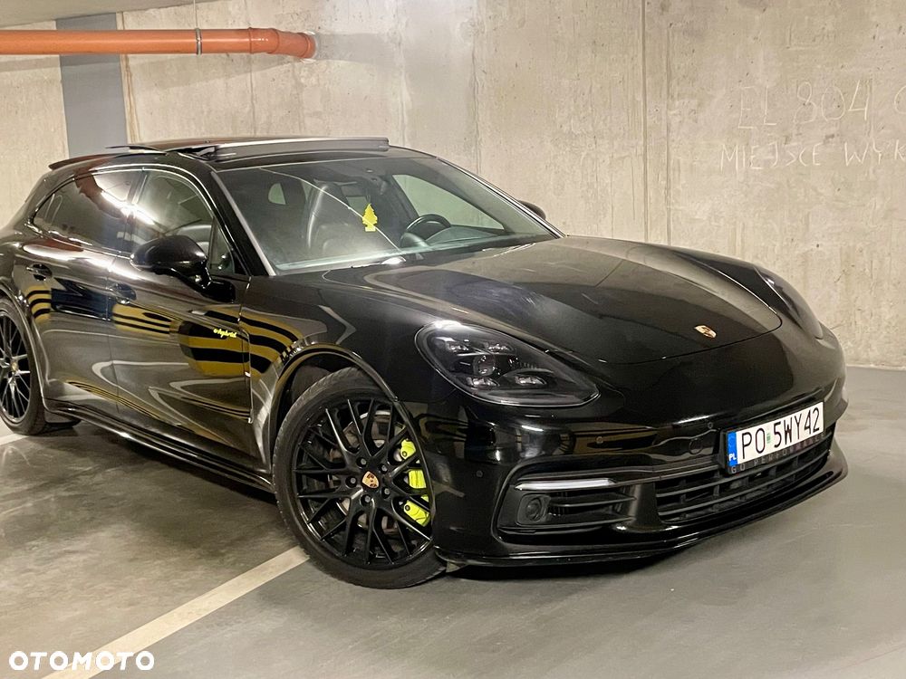 Porsche Panamera - 3