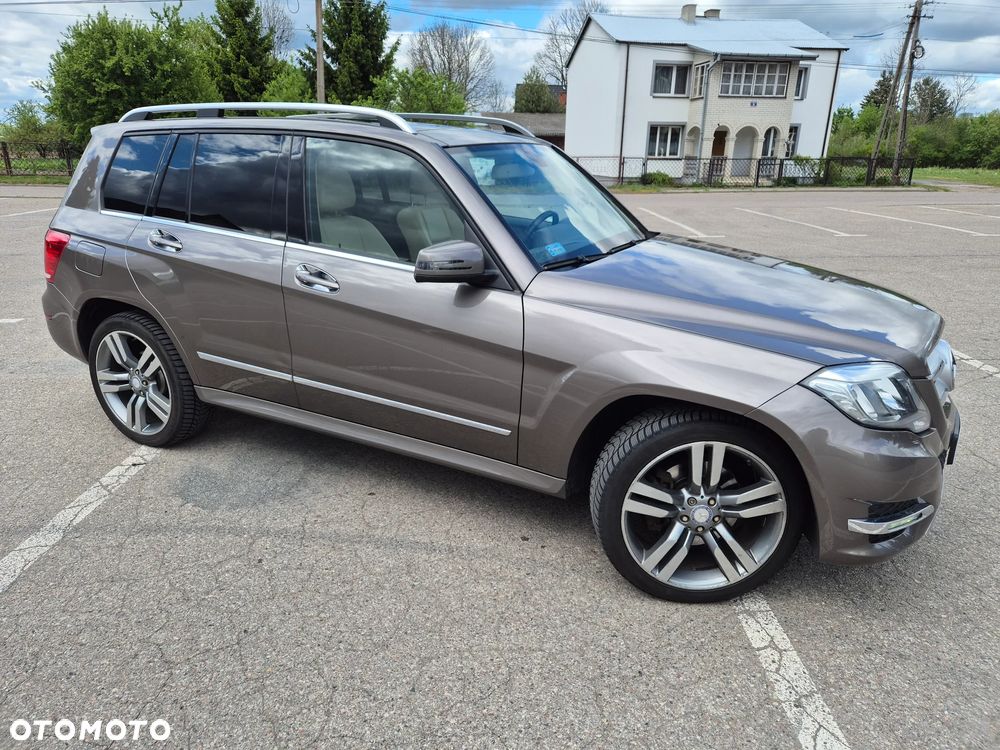 Mercedes-Benz GLK 350 4-Matic - 7