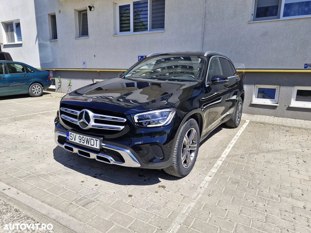 Mercedes-Benz GLC 300 e 4MATIC - 1