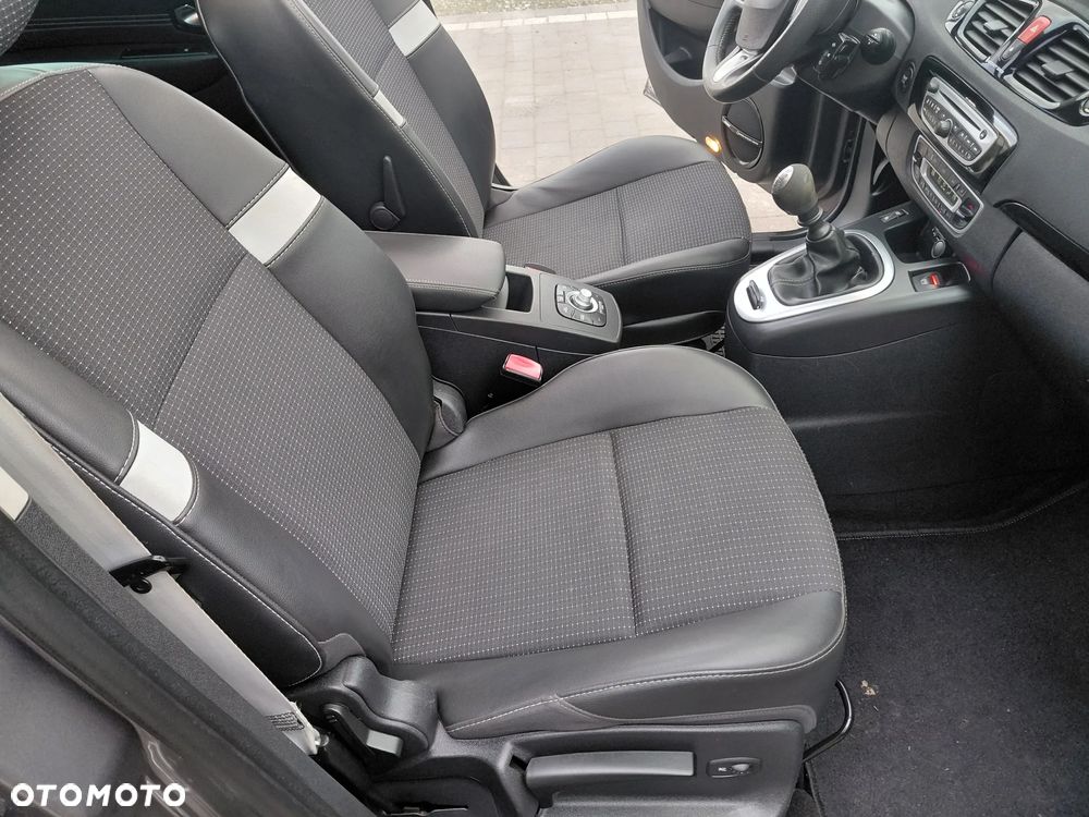 Renault Grand Scenic TCe 130 Bose Edition - 14