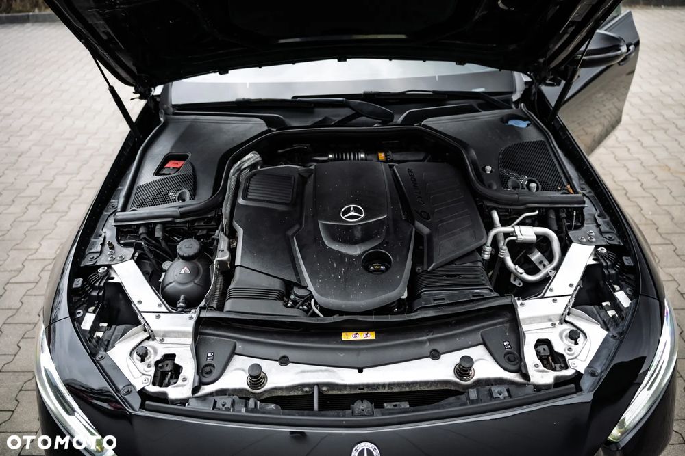 Mercedes-Benz CLS 400 d 4Matic 9G-TRONIC AMG Line - 12