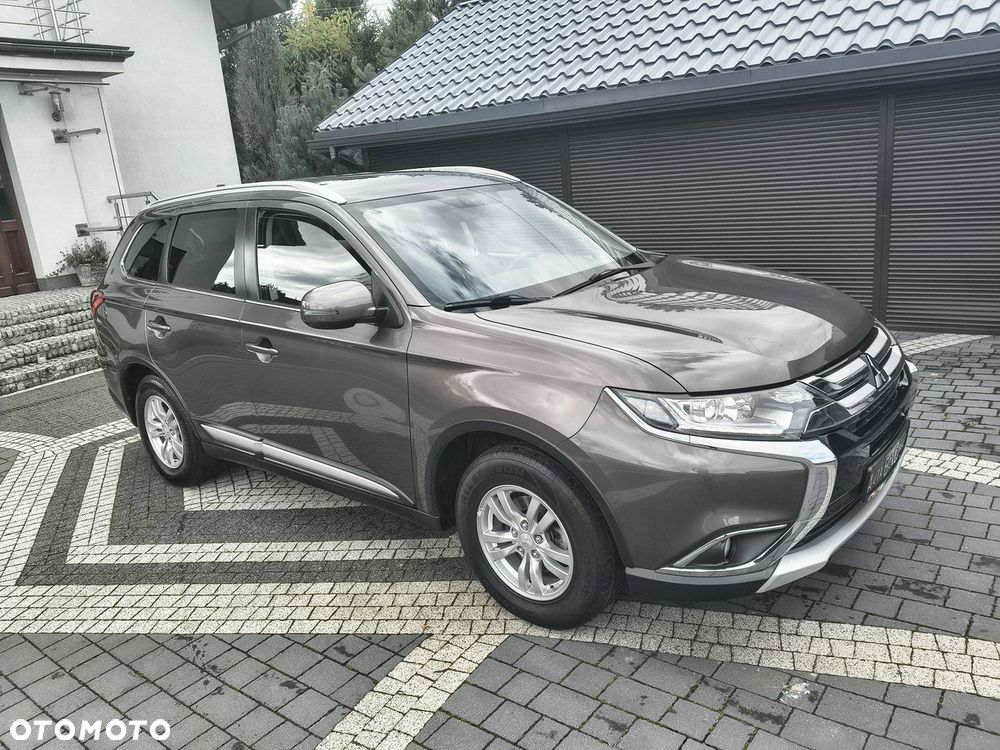 Mitsubishi Outlander - 3