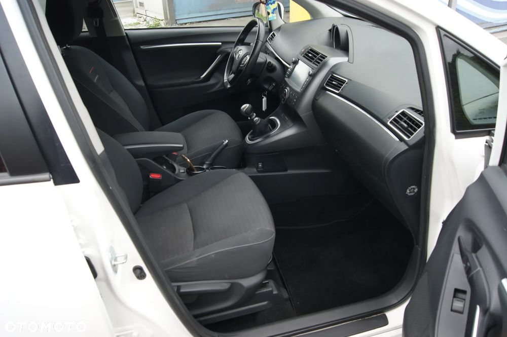 Toyota Verso 1.8 5-Sitzer Edition S+ - 8