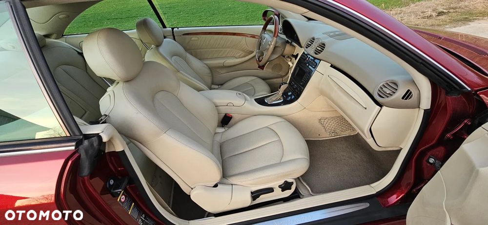 Mercedes-Benz CLK - 15