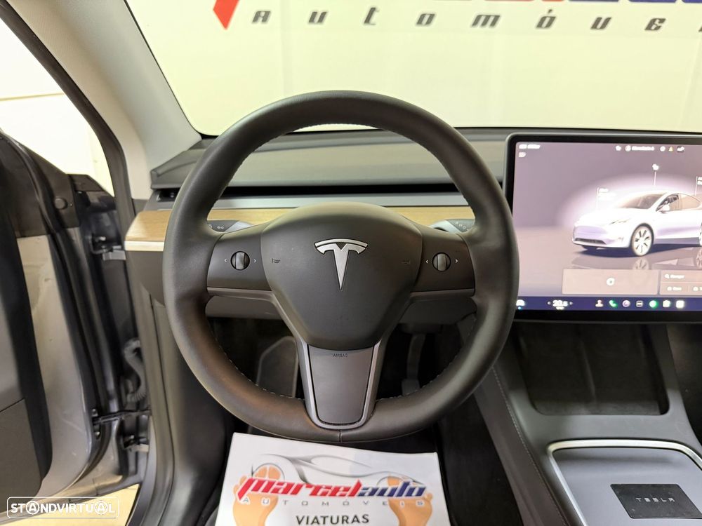 Tesla Model Y Long Range Tração Integral - 19