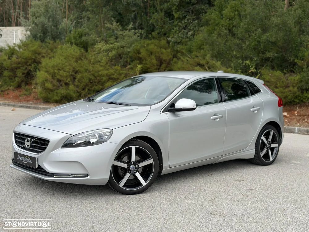 Volvo V40 1.6 D2 Momentum - 24