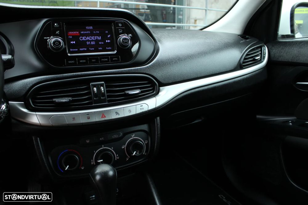 Fiat Tipo Station Wagon 1.6 M-Jet Lounge DCT - 18