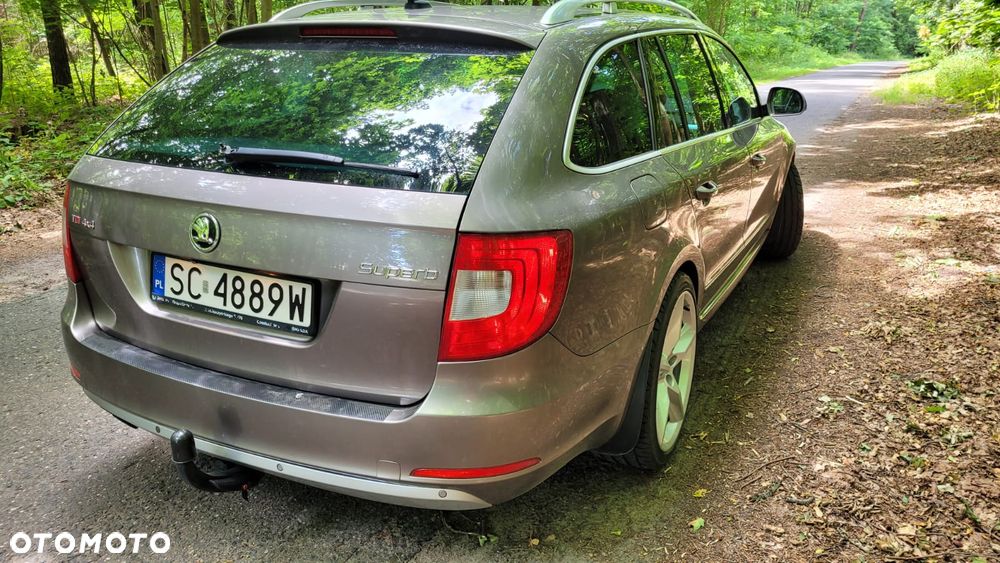 Skoda Superb 2.0 TDI 4x4 Family - 4