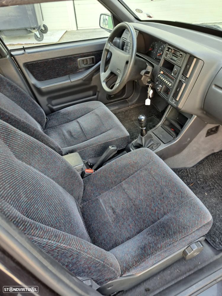 Volvo 460 1.7 GLE - 9