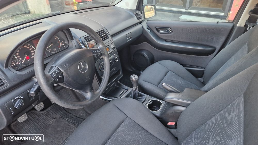 Mercedes-Benz A 150 Avantgarde BlueEfficiency - 14